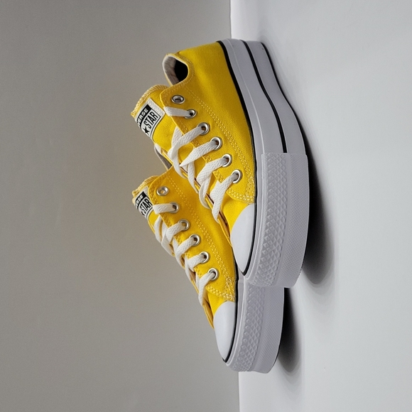 Converse Shoes - Converse shoes women platform Brand new